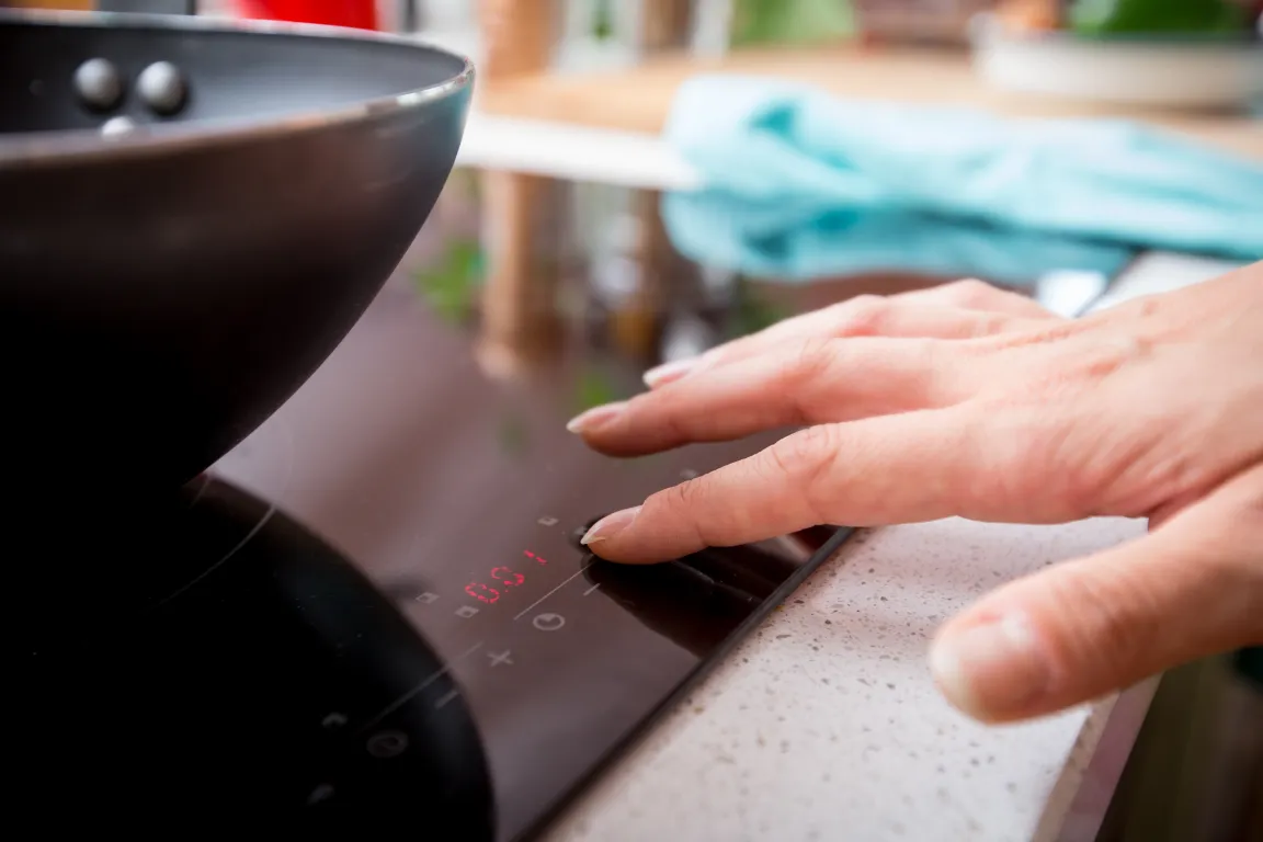 Koken op inductie (foto: HIER)