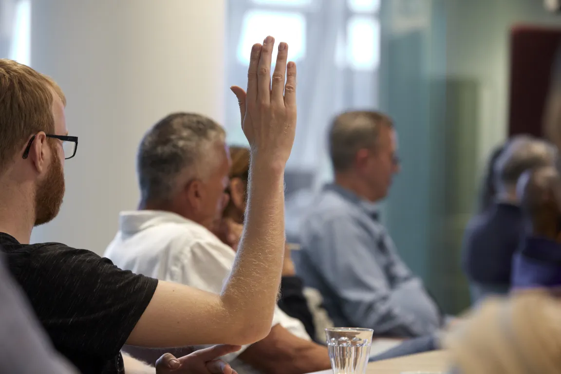 Informatiebijeenkomst VvE's man steekt hand op